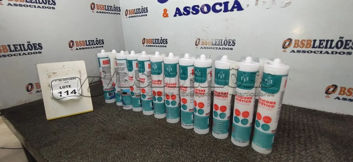 LOTE 114 - 12 SILICONES ACÉTICO INCOLOR DE 240G CADA MARCA MONUMENTAL. (NO ESTADO) ATENÇÃO! FAZER A VISITAÇÃO ANTES DE ARREMATAR, NÃO SABEMOS SE FUNCIONA, LEILÃO NÃO TEM GARANTIA E NEM DEVOLUÇÃO, SUJEITO A POSSÍVEIS AVARIAS VISÍVEIS/OCULTAS E/OU AUSÊNCIA DE COMPONENTES.