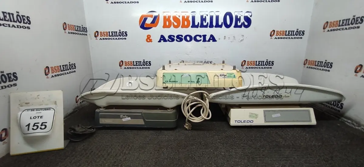 LOTE 155 - 03 BALANÇAS PEDIÁTRICAS. (NO ESTADO) ATENÇÃO! FAZER A VISITAÇÃO ANTES DE ARREMATAR, NÃO SABEMOS SE FUNCIONA, LEILÃO NÃO TEM GARANTIA E NEM DEVOLUÇÃO, SUJEITO A POSSÍVEIS AVARIAS VISÍVEIS/OCULTAS E/OU AUSÊNCIA DE COMPONENTES.