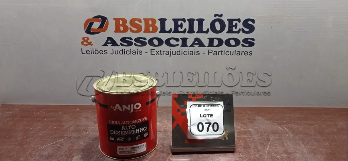 LOTE 070 - 01 LATA DE EMBORRACHAMENTO PRETO LINHA AUTOMOTIVA DE 3,6L NA COR ANJO TINTAS. (NO ESTADO) ATENÇÃO! FAZER A VISITAÇÃO ANTES DE ARREMATAR, NÃO SABEMOS SE FUNCIONA, LEILÃO NÃO TEM GARANTIA E NEM DEVOLUÇÃO, SUJEITO A POSSÍVEIS AVARIAS VISÍVEIS/OCULTAS E/OU AUSÊNCIA DE COMPONENTES.