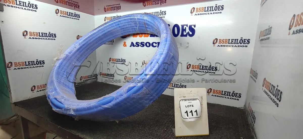 LOTE 111 - 01 TUBO PEAD RAMAL PREDIAL PE80 ESPESSURA 20X2,3MM 50M TAMANHO. (NO ESTADO) ATENÇÃO! FAZER A VISITAÇÃO ANTES DE ARREMATAR, NÃO SABEMOS SE FUNCIONA, LEILÃO NÃO TEM GARANTIA E NEM DEVOLUÇÃO, SUJEITO A POSSÍVEIS AVARIAS VISÍVEIS/OCULTAS E/OU AUSÊNCIA DE COMPONENTES.