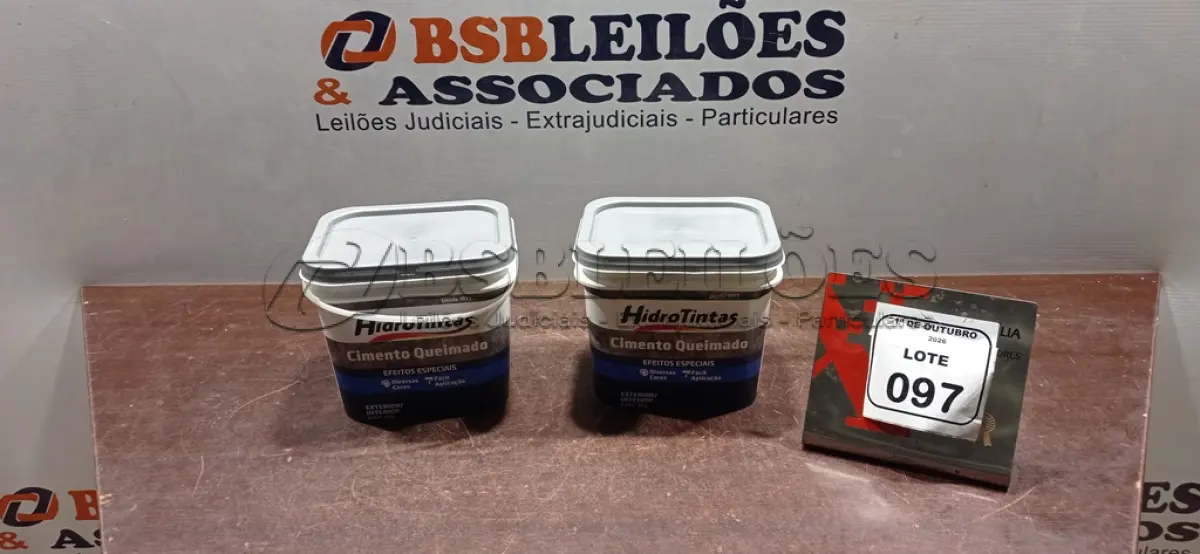 LOTE 097 - 02 BALDES DE CIMENTO QUEIMADO DE 4KG CADA COR AZUL MAGICAL MARCA HIDRO TINTAS. (NO ESTADO) ATENÇÃO! FAZER A VISITAÇÃO ANTES DE ARREMATAR, NÃO SABEMOS SE FUNCIONA, LEILÃO NÃO TEM GARANTIA E NEM DEVOLUÇÃO, SUJEITO A POSSÍVEIS AVARIAS VISÍVEIS/OCULTAS E/OU AUSÊNCIA DE COMPONENTES.