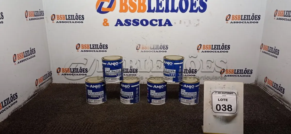 LOTE 038 - 06 LATAS DE TINTA POLIÉSTER DE 900ML CADA NA COR PRATA GEADA MARCA ANJO TINTAS. (NO ESTADO) ATENÇÃO! FAZER A VISITAÇÃO ANTES DE ARREMATAR, NÃO SABEMOS SE FUNCIONA, LEILÃO NÃO TEM GARANTIA E NEM DEVOLUÇÃO, SUJEITO A POSSÍVEIS AVARIAS VISÍVEIS/OCULTAS E/OU AUSÊNCIA DE COMPONENTES.