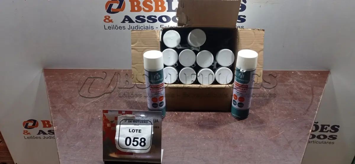 LOTE 058 - 12 UNIDADES DE ESPUMA PU EXPANSIVA DE 500ML CADA MARCA MONUMENTAL. (NO ESTADO) ATENÇÃO! FAZER A VISITAÇÃO ANTES DE ARREMATAR, NÃO SABEMOS SE FUNCIONA, LEILÃO NÃO TEM GARANTIA E NEM DEVOLUÇÃO, SUJEITO A POSSÍVEIS AVARIAS VISÍVEIS/OCULTAS E/OU AUSÊNCIA DE COMPONENTES.