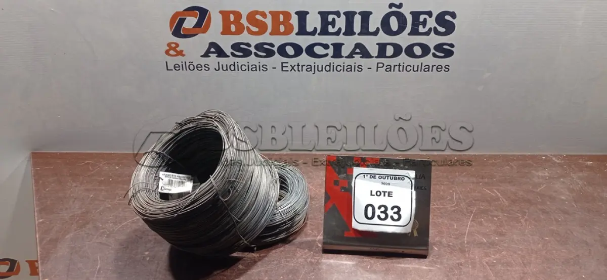 LOTE 033 - 01 ROLO DE ARAME. (NO ESTADO) ATENÇÃO! FAZER A VISITAÇÃO ANTES DE ARREMATAR, NÃO SABEMOS SE FUNCIONA, LEILÃO NÃO TEM GARANTIA E NEM DEVOLUÇÃO, SUJEITO A POSSÍVEIS AVARIAS VISÍVEIS/OCULTAS E/OU AUSÊNCIA DE COMPONENTES.