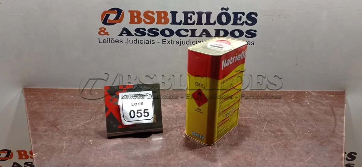 LOTE 055 - 01 LATA DE ÓLEO DE LINHAÇA DE 5L MARCA NATRIELLI. (NO ESTADO) ATENÇÃO! FAZER A VISITAÇÃO ANTES DE ARREMATAR, NÃO SABEMOS SE FUNCIONA, LEILÃO NÃO TEM GARANTIA E NEM DEVOLUÇÃO, SUJEITO A POSSÍVEIS AVARIAS VISÍVEIS/OCULTAS E/OU AUSÊNCIA DE COMPONENTES.