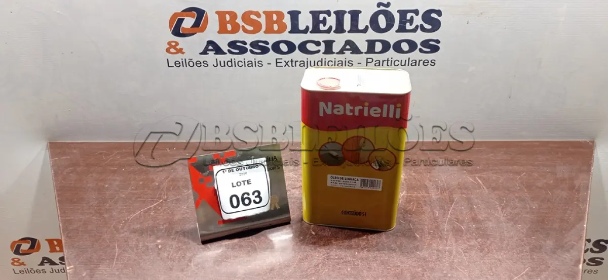 LOTE 063 - 01 LATA DE ÓLEO DE LINHAÇA DE 5L MARCA NATRIELLI. (NO ESTADO) ATENÇÃO! FAZER A VISITAÇÃO ANTES DE ARREMATAR, NÃO SABEMOS SE FUNCIONA, LEILÃO NÃO TEM GARANTIA E NEM DEVOLUÇÃO, SUJEITO A POSSÍVEIS AVARIAS VISÍVEIS/OCULTAS E/OU AUSÊNCIA DE COMPONENTES.