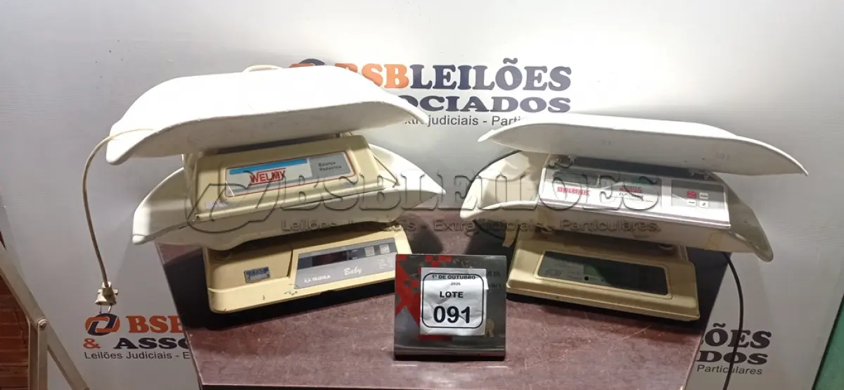 LOTE 091 - 04 BALANÇAS PEDIÁTRICAS DE MARCAS E MODELOS DIVERSOS. (NO ESTADO) ATENÇÃO! FAZER A VISITAÇÃO ANTES DE ARREMATAR, NÃO SABEMOS SE FUNCIONA, LEILÃO NÃO TEM GARANTIA E NEM DEVOLUÇÃO, SUJEITO A POSSÍVEIS AVARIAS VISÍVEIS/OCULTAS E/OU AUSÊNCIA DE COMPONENTES.