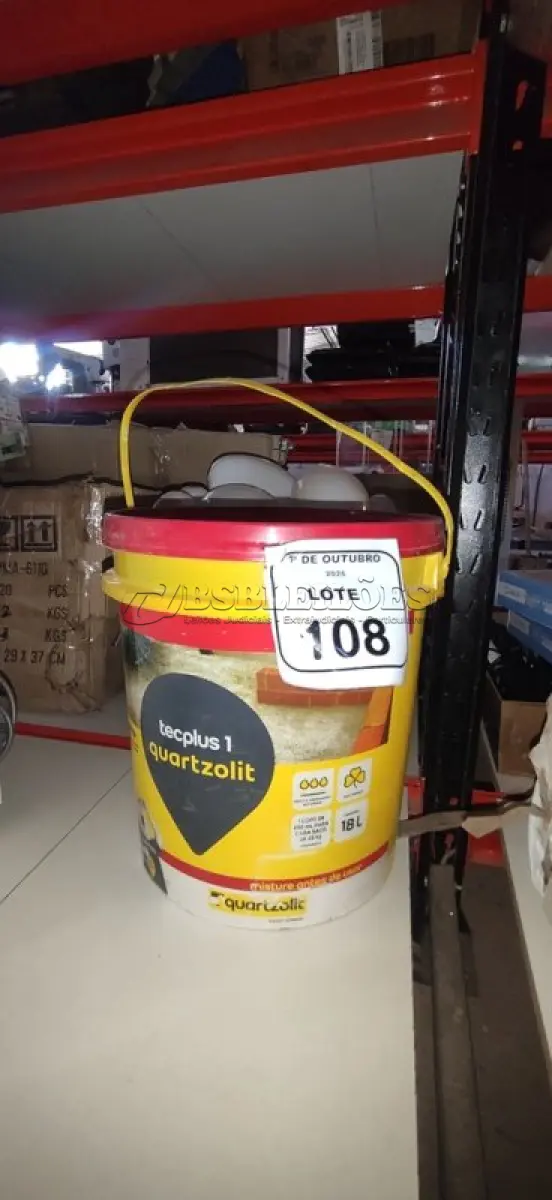 LOTE 108 - 01 BALDE DE ADITIVO PARA ARGAMASSA DE 18L TECPLUS 1 MARCA QUARTZOLIT. (NO ESTADO) ATENÇÃO! FAZER A VISITAÇÃO ANTES DE ARREMATAR, NÃO SABEMOS SE FUNCIONA, LEILÃO NÃO TEM GARANTIA E NEM DEVOLUÇÃO, SUJEITO A POSSÍVEIS AVARIAS VISÍVEIS/OCULTAS E/OU AUSÊNCIA DE COMPONENTES.