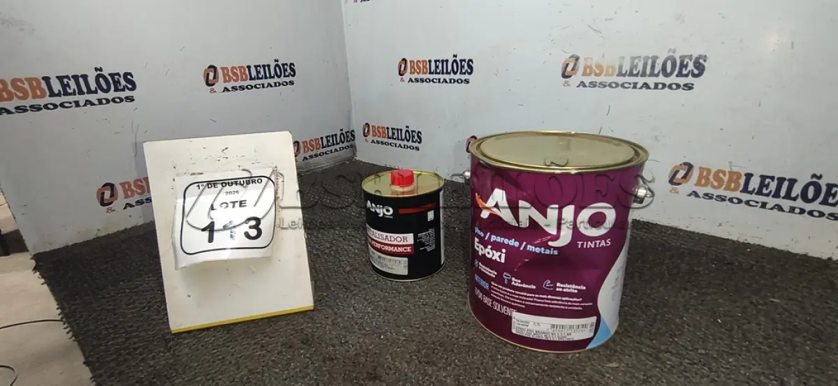 LOTE 113 - 01 LATA DE EPÓXI PDA BRANCO DE 2,7L MARCA E 01 LATA DE CATALIZADOR ESM ALTA PERFORMANCE DE 900ML MARCA ANJO TINTAS. (NO ESTADO) ATENÇÃO! FAZER A VISITAÇÃO ANTES DE ARREMATAR, NÃO SABEMOS SE FUNCIONA, LEILÃO NÃO TEM GARANTIA E NEM DEVOLUÇÃO, SUJEITO A POSSÍVEIS AVARIAS VISÍVEIS/OCULTAS E/OU AUSÊNCIA DE COMPONENTES.