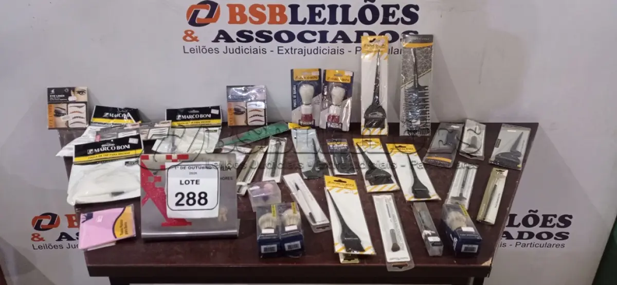 LOTE 288 - 01 LOTE COM UTENSÍLIOS DE HIGIENE E CUIDADOS PESSOAIS DIVERSOS. (NO ESTADO) ATENÇÃO! FAZER A VISITAÇÃO ANTES DE ARREMATAR, NÃO SABEMOS SE FUNCIONA, LEILÃO NÃO TEM GARANTIA E NEM DEVOLUÇÃO, SUJEITO A POSSÍVEIS AVARIAS VISÍVEIS/OCULTAS E/OU AUSÊNCIA DE COMPONENTES.