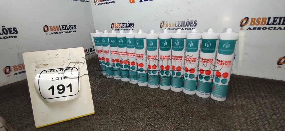 LOTE 191 - 12 SILICONES ACÉTICO INCOLOR DE 240G CADA MARCA MONUMENTAL. (NO ESTADO) ATENÇÃO! FAZER A VISITAÇÃO ANTES DE ARREMATAR, NÃO SABEMOS SE FUNCIONA, LEILÃO NÃO TEM GARANTIA E NEM DEVOLUÇÃO, SUJEITO A POSSÍVEIS AVARIAS VISÍVEIS/OCULTAS E/OU AUSÊNCIA DE COMPONENTES.