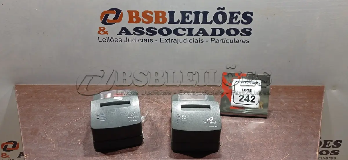 LOTE 242 - 02 IMPRESSORAS TÉRMICAS. (NO ESTADO) ATENÇÃO! FAZER A VISITAÇÃO ANTES DE ARREMATAR, NÃO SABEMOS SE FUNCIONA, LEILÃO NÃO TEM GARANTIA E NEM DEVOLUÇÃO, SUJEITO A POSSÍVEIS AVARIAS VISÍVEIS/OCULTAS E/OU AUSÊNCIA DE COMPONENTES.