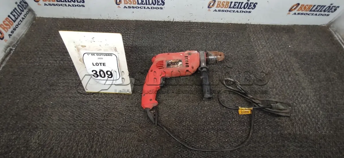 LOTE 309 - 01 FURADEIRA 220V MARCA SCHULZ. (NO ESTADO) ATENÇÃO! FAZER A VISITAÇÃO ANTES DE ARREMATAR, NÃO SABEMOS SE FUNCIONA, LEILÃO NÃO TEM GARANTIA E NEM DEVOLUÇÃO, SUJEITO A POSSÍVEIS AVARIAS VISÍVEIS/OCULTAS E/OU AUSÊNCIA DE COMPONENTES.