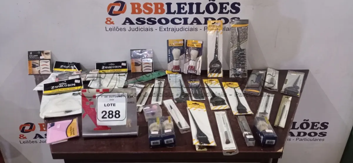 LOTE 288 - 01 LOTE COM UTENSÍLIOS DE HIGIENE E CUIDADOS PESSOAIS DIVERSOS. (NO ESTADO) ATENÇÃO! FAZER A VISITAÇÃO ANTES DE ARREMATAR, NÃO SABEMOS SE FUNCIONA, LEILÃO NÃO TEM GARANTIA E NEM DEVOLUÇÃO, SUJEITO A POSSÍVEIS AVARIAS VISÍVEIS/OCULTAS E/OU AUSÊNCIA DE COMPONENTES.