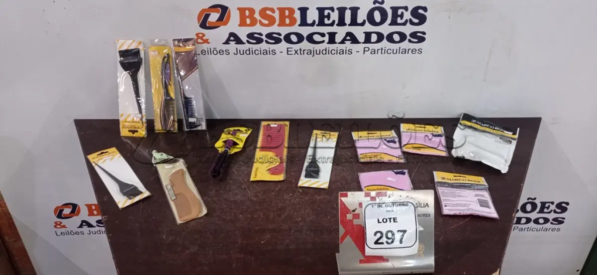 LOTE 297 - 01 LOTE COM UTENSÍLIOS DE HIGIENE E CUIDADOS PESSOAIS DIVERSOS. (NO ESTADO) ATENÇÃO! FAZER A VISITAÇÃO ANTES DE ARREMATAR, NÃO SABEMOS SE FUNCIONA, LEILÃO NÃO TEM GARANTIA E NEM DEVOLUÇÃO, SUJEITO A POSSÍVEIS AVARIAS VISÍVEIS/OCULTAS E/OU AUSÊNCIA DE COMPONENTES.