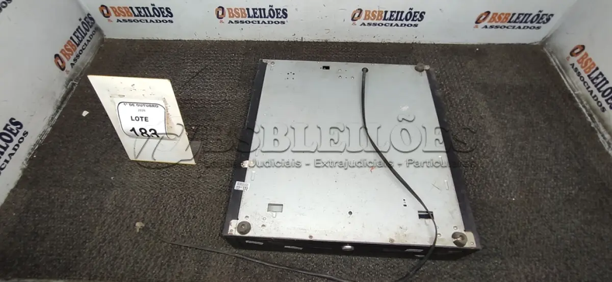 LOTE 183 - 01 GAVETA DE DINHEIRO. (NO ESTADO) ATENÇÃO! FAZER A VISITAÇÃO ANTES DE ARREMATAR, NÃO SABEMOS SE FUNCIONA, LEILÃO NÃO TEM GARANTIA E NEM DEVOLUÇÃO, SUJEITO A POSSÍVEIS AVARIAS VISÍVEIS/OCULTAS E/OU AUSÊNCIA DE COMPONENTES.
