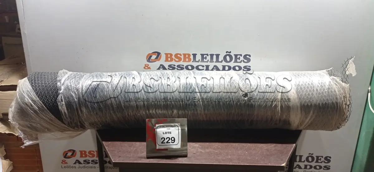 LOTE 229 - 01 TELA PVC PARA VIVEIRO DE 1,00X50M. (NO ESTADO) ATENÇÃO! FAZER A VISITAÇÃO ANTES DE ARREMATAR, NÃO SABEMOS SE FUNCIONA, LEILÃO NÃO TEM GARANTIA E NEM DEVOLUÇÃO, SUJEITO A POSSÍVEIS AVARIAS VISÍVEIS/OCULTAS E/OU AUSÊNCIA DE COMPONENTES.