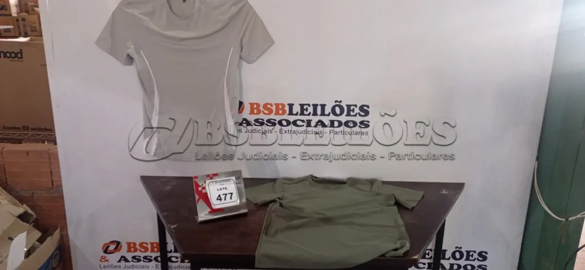 LOTE 477 - 02 CAMISETAS DRY-FIT TAM P SEM USO. (NO ESTADO) ATENÇÃO! FAZER A VISITAÇÃO ANTES DE ARREMATAR, NÃO SABEMOS SE FUNCIONA, LEILÃO NÃO TEM GARANTIA E NEM DEVOLUÇÃO, SUJEITO A POSSÍVEIS AVARIAS VISÍVEIS/OCULTAS E/OU AUSÊNCIA DE COMPONENTES.