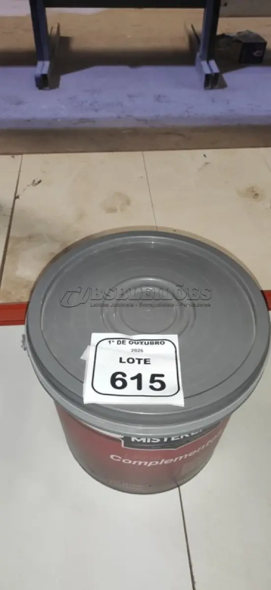 LOTE 615 - 01 BALDE DE TINTA PVA NA COR AREIA DE 16L MARCA MISTERLAR. (NO ESTADO) ATENÇÃO! FAZER A VISITAÇÃO ANTES DE ARREMATAR, NÃO SABEMOS SE FUNCIONA, LEILÃO NÃO TEM GARANTIA E NEM DEVOLUÇÃO, SUJEITO A POSSÍVEIS AVARIAS VISÍVEIS/OCULTAS E/OU AUSÊNCIA DE COMPONENTES.