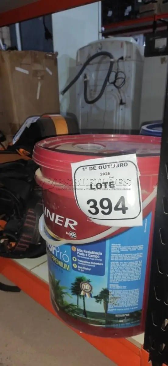 LOTE 394 - 01 BALDE DE TINTA ACRÍLICA SUPER PREMIUM NA COR BASE INTENSA SEMIBRILHO DE 16L MARCA RENNER. (NO ESTADO) ATENÇÃO! FAZER A VISITAÇÃO ANTES DE ARREMATAR, NÃO SABEMOS SE FUNCIONA, LEILÃO NÃO TEM GARANTIA E NEM DEVOLUÇÃO, SUJEITO A POSSÍVEIS AVARIAS VISÍVEIS/OCULTAS E/OU AUSÊNCIA DE COMPONENTES.