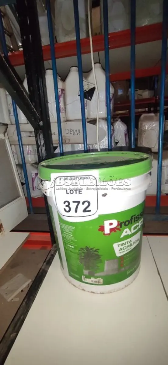 LOTE 372 - 01 BALDE DE TINTA ACRÍLICA NA COR PÊSSEGO FOSCO DE 18L MARCA PROFISSIONAL ACR. (NO ESTADO) ATENÇÃO! FAZER A VISITAÇÃO ANTES DE ARREMATAR, NÃO SABEMOS SE FUNCIONA, LEILÃO NÃO TEM GARANTIA E NEM DEVOLUÇÃO, SUJEITO A POSSÍVEIS AVARIAS VISÍVEIS/OCULTAS E/OU AUSÊNCIA DE COMPONENTES.