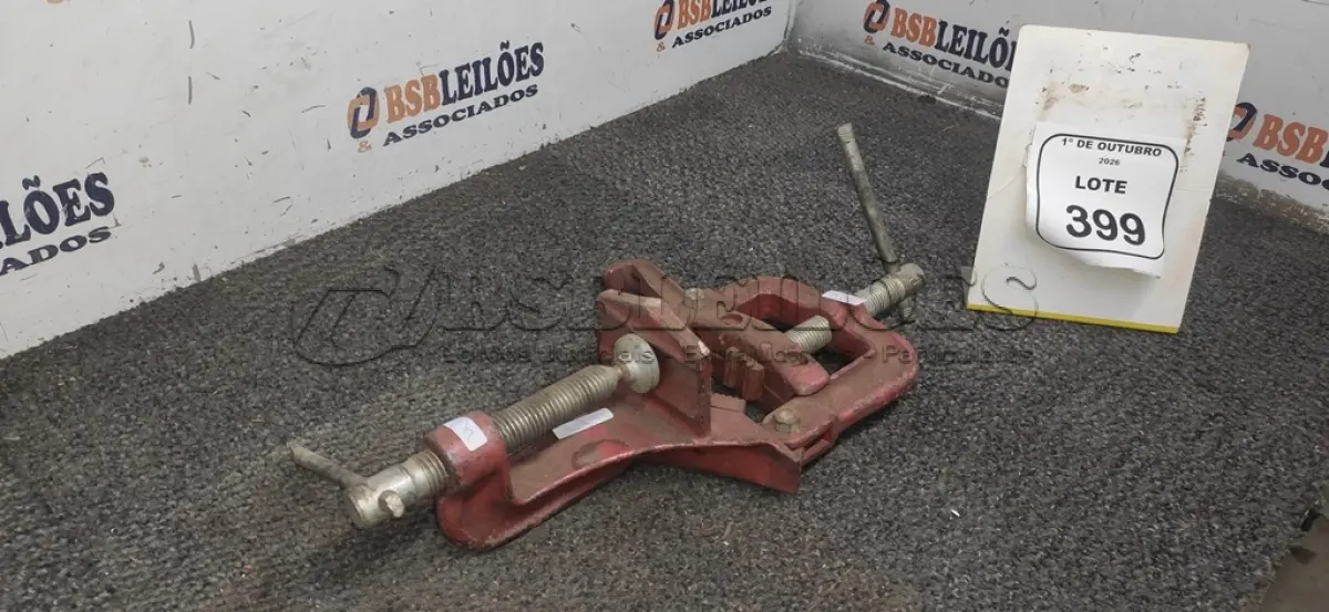 LOTE 399 - 01 MORSA PARA ENCANADOR. (NO ESTADO) ATENÇÃO! FAZER A VISITAÇÃO ANTES DE ARREMATAR, NÃO SABEMOS SE FUNCIONA, LEILÃO NÃO TEM GARANTIA E NEM DEVOLUÇÃO, SUJEITO A POSSÍVEIS AVARIAS VISÍVEIS/OCULTAS E/OU AUSÊNCIA DE COMPONENTES.