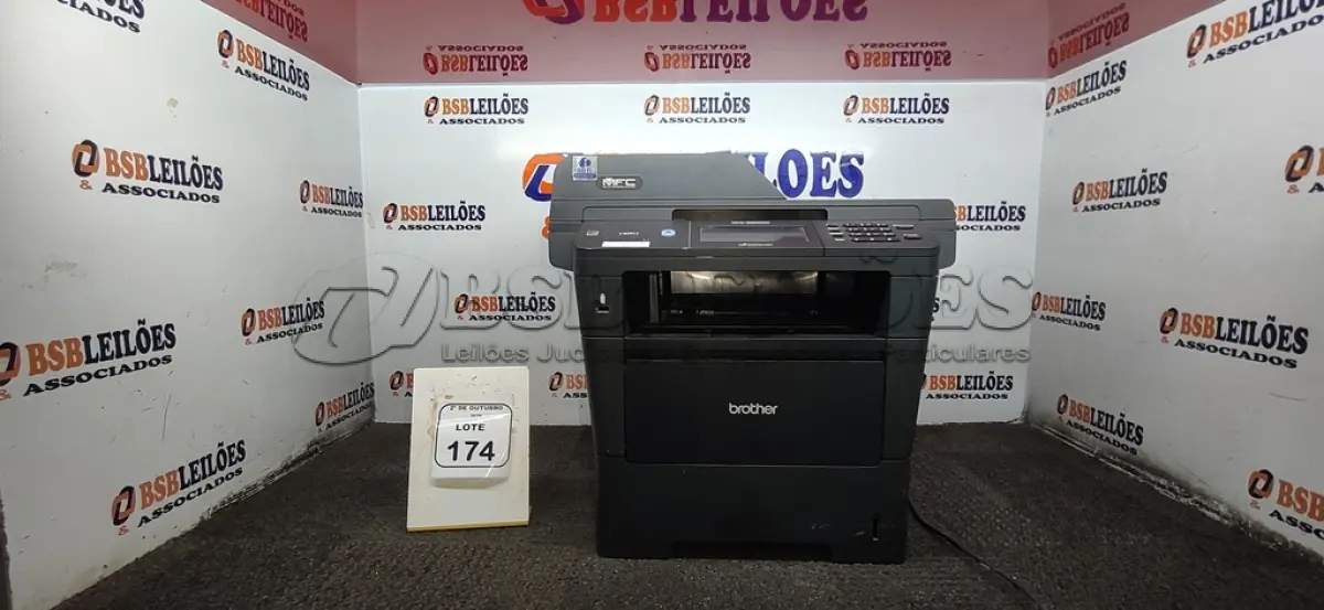 LOTE 174 - 01 IMPRESSORA MULTIFUNCIONAL MODELO MFC-8952DW MARCA BROTHER. (NO ESTADO) ATENÇÃO! FAZER A VISITAÇÃO ANTES DE ARREMATAR, NÃO SABEMOS SE FUNCIONA, LEILÃO NÃO TEM GARANTIA E NEM DEVOLUÇÃO, SUJEITO A POSSÍVEIS AVARIAS VISÍVEIS/OCULTAS E/OU AUSÊNCIA DE COMPONENTES.