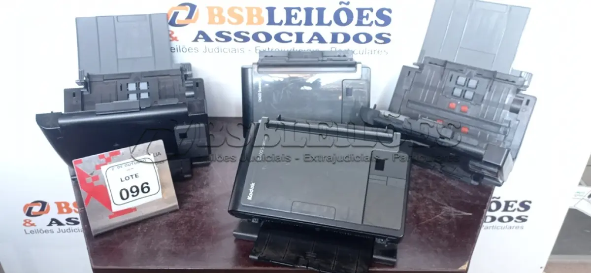 LOTE 096 - 04 SCANNERS MODELO I2400 MARCA KODAK. (NO ESTADO) ATENÇÃO! FAZER A VISITAÇÃO ANTES DE ARREMATAR, NÃO SABEMOS SE FUNCIONA, LEILÃO NÃO TEM GARANTIA E NEM DEVOLUÇÃO, SUJEITO A POSSÍVEIS AVARIAS VISÍVEIS/OCULTAS E/OU AUSÊNCIA DE COMPONENTES.