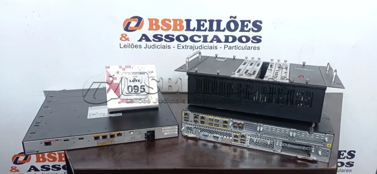 LOTE 095 - 01 CENTRAL TELEFÔNICA MODELO IMPACTA 140R MARCA INTELBRAS, 01 ROTEADOR MODELO 4400 SERIES MARCA CISCO E 01 SWITCH. (NO ESTADO) ATENÇÃO! FAZER A VISITAÇÃO ANTES DE ARREMATAR, NÃO SABEMOS SE FUNCIONA, LEILÃO NÃO TEM GARANTIA E NEM DEVOLUÇÃO, SUJEITO A POSSÍVEIS AVARIAS VISÍVEIS/OCULTAS E/OU AUSÊNCIA DE COMPONENTES.