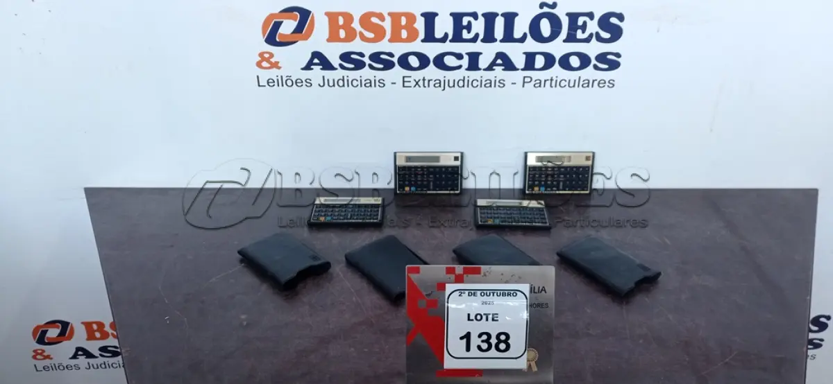LOTE 138 - 04 CALCULADORAS FINANCEIRAS MODELO 12C GOLD MARCA HP. (NO ESTADO) ATENÇÃO! FAZER A VISITAÇÃO ANTES DE ARREMATAR, NÃO SABEMOS SE FUNCIONA, LEILÃO NÃO TEM GARANTIA E NEM DEVOLUÇÃO, SUJEITO A POSSÍVEIS AVARIAS VISÍVEIS/OCULTAS E/OU AUSÊNCIA DE COMPONENTES.