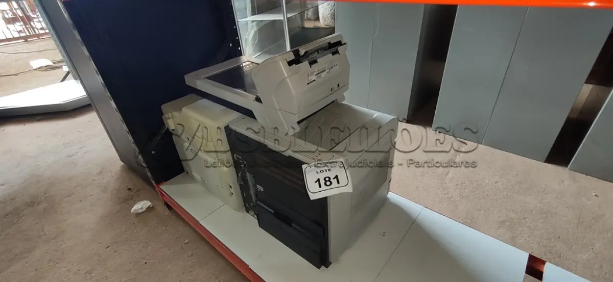 LOTE 181 - 01 SCANNER MARCA FUJITSU E 02 IMPRESSORAS MARCAS HP E BROTHER. (NO ESTADO) ATENÇÃO! FAZER A VISITAÇÃO ANTES DE ARREMATAR, NÃO SABEMOS SE FUNCIONA, LEILÃO NÃO TEM GARANTIA E NEM DEVOLUÇÃO, SUJEITO A POSSÍVEIS AVARIAS VISÍVEIS/OCULTAS E/OU AUSÊNCIA DE COMPONENTES.