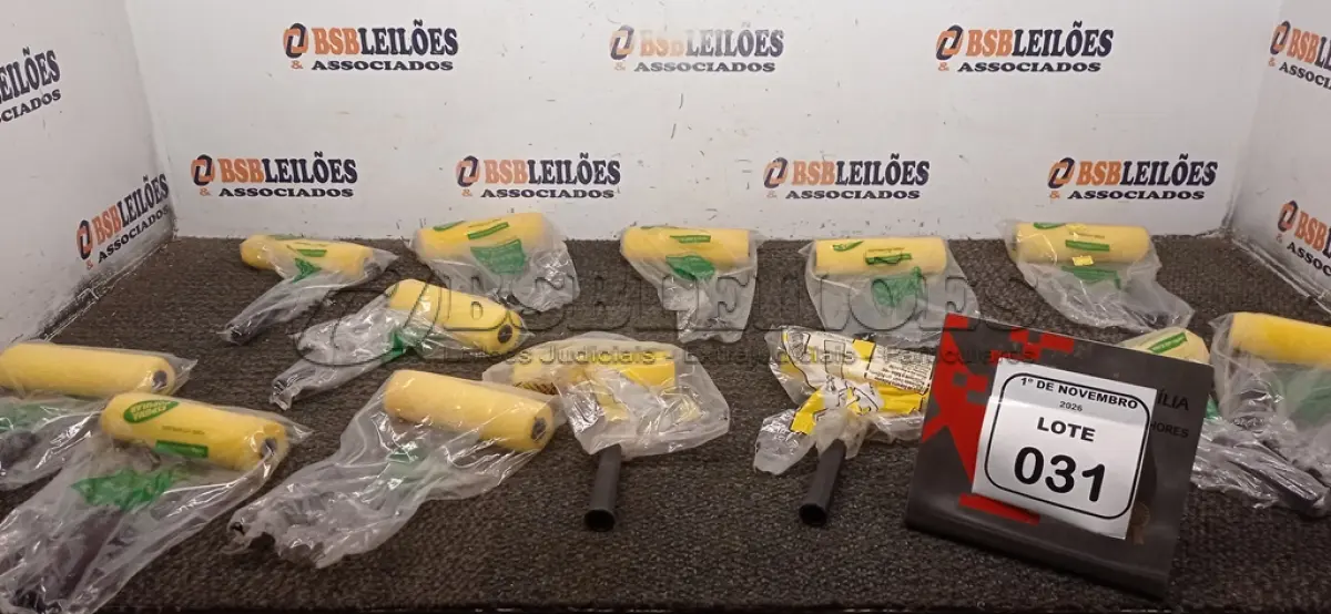LOTE 031 - 13 ROLOS DE ESPUMA DE 15 CM. (NO ESTADO) ATENÇÃO! FAZER A VISITAÇÃO ANTES DE ARREMATAR, NÃO SABEMOS SE FUNCIONA, LEILÃO NÃO TEM GARANTIA E NEM DEVOLUÇÃO, SUJEITO A POSSÍVEIS AVARIAS VISÍVEIS/OCULTAS E/OU AUSÊNCIA DE COMPONENTES.
