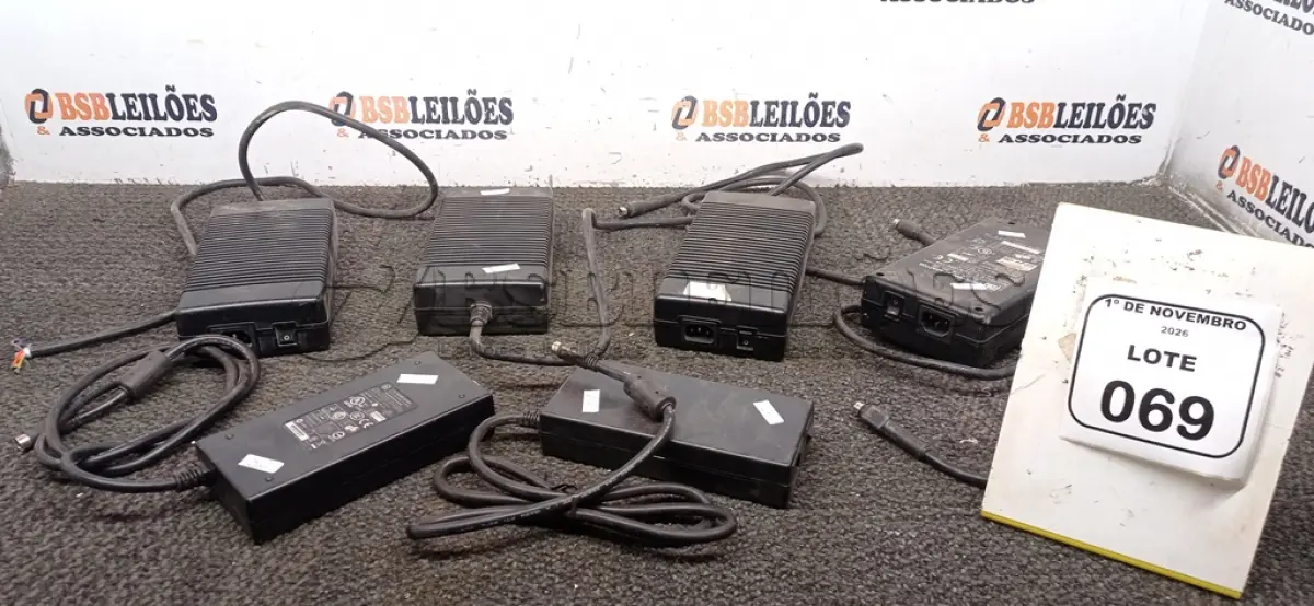 LOTE 069 - 06 FONTES DE ALIMENTAÇÃO CHAVEADAS. (NO ESTADO) ATENÇÃO! FAZER A VISITAÇÃO ANTES DE ARREMATAR, NÃO SABEMOS SE FUNCIONA, LEILÃO NÃO TEM GARANTIA E NEM DEVOLUÇÃO, SUJEITO A POSSÍVEIS AVARIAS VISÍVEIS/OCULTAS E/OU AUSÊNCIA DE COMPONENTES.