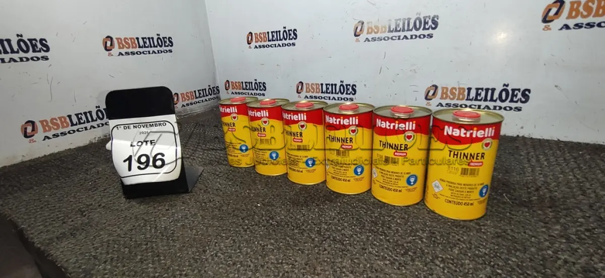 LOTE 196 - 06 LATAS DE THINNER PREMIUM DE 450ML CADA MARCA NATRIELLI. (NO ESTADO) ATENÇÃO! FAZER A VISITAÇÃO ANTES DE ARREMATAR, NÃO SABEMOS SE FUNCIONA, LEILÃO NÃO TEM GARANTIA E NEM DEVOLUÇÃO, SUJEITO A POSSÍVEIS AVARIAS VISÍVEIS/OCULTAS E/OU AUSÊNCIA DE COMPONENTES.