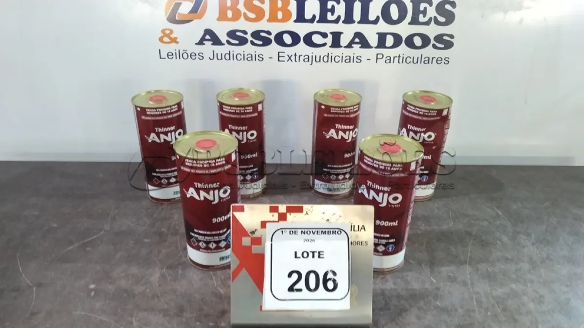 LOTE 206 - 06 LATAS DE TÍNER DE 900ML CADA MARCA ANJO TINTAS. (NO ESTADO) ATENÇÃO! FAZER A VISITAÇÃO ANTES DE ARREMATAR, NÃO SABEMOS SE FUNCIONA, LEILÃO NÃO TEM GARANTIA E NEM DEVOLUÇÃO, SUJEITO A POSSÍVEIS AVARIAS VISÍVEIS/OCULTAS E/OU AUSÊNCIA DE COMPONENTES.