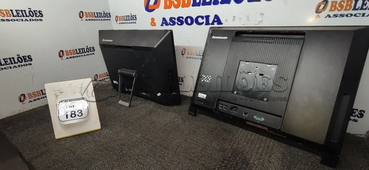 LOTE 183 - 02 COMPUTADORES ALL IN ONE SÉRIE THINKCARE MARCA LENOVO. (NO ESTADO) ATENÇÃO! FAZER A VISITAÇÃO ANTES DE ARREMATAR, NÃO SABEMOS SE FUNCIONA, LEILÃO NÃO TEM GARANTIA E NEM DEVOLUÇÃO, SUJEITO A POSSÍVEIS AVARIAS VISÍVEIS/OCULTAS E/OU AUSÊNCIA DE COMPONENTES.