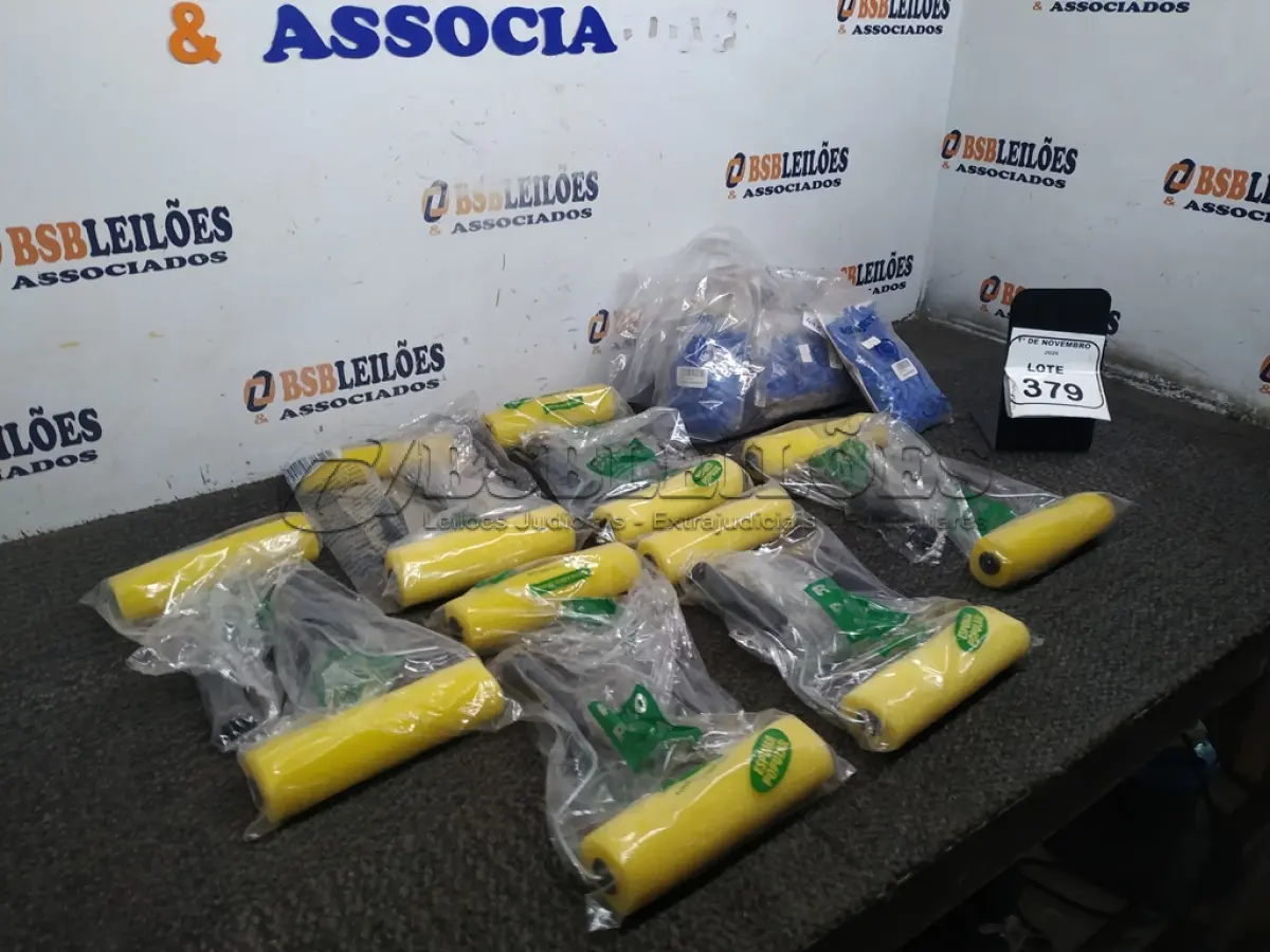 LOTE 379 - 11 ROLOS DE ESPUMA E GRANDE QUANTIDADE DE GOTEJADORES MODELO GA-2 MARCA AGROJET. (NO ESTADO) ATENÇÃO! FAZER A VISITAÇÃO ANTES DE ARREMATAR, NÃO SABEMOS SE FUNCIONA, LEILÃO NÃO TEM GARANTIA E NEM DEVOLUÇÃO, SUJEITO A POSSÍVEIS AVARIAS VISÍVEIS/OCULTAS E/OU AUSÊNCIA DE COMPONENTES.