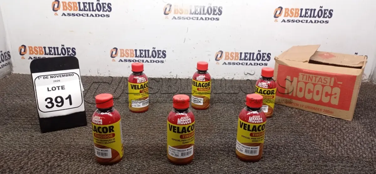 LOTE 391 - 12 FRASCOS DE TINGIDOR PARA COLORAÇÃO DE VERNIZ E SELADORA PARA MADEIRA NA COR MOGNO DE 200ML CADA MARCA MOCOCA. (NO ESTADO) ATENÇÃO! FAZER A VISITAÇÃO ANTES DE ARREMATAR, NÃO SABEMOS SE FUNCIONA, LEILÃO NÃO TEM GARANTIA E NEM DEVOLUÇÃO, SUJEITO A POSSÍVEIS AVARIAS VISÍVEIS/OCULTAS E/OU AUSÊNCIA DE COMPONENTES.