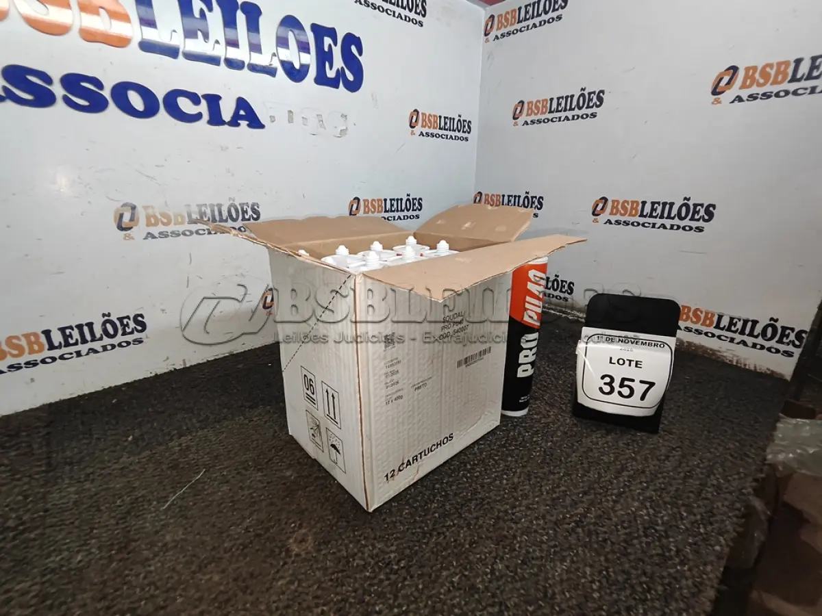 LOTE 357 - 12 CARTUCHOS DE ADESIVO/SELANTE PRO PU 40. (NO ESTADO) ATENÇÃO! FAZER A VISITAÇÃO ANTES DE ARREMATAR, NÃO SABEMOS SE FUNCIONA, LEILÃO NÃO TEM GARANTIA E NEM DEVOLUÇÃO, SUJEITO A POSSÍVEIS AVARIAS VISÍVEIS/OCULTAS E/OU AUSÊNCIA DE COMPONENTES.
