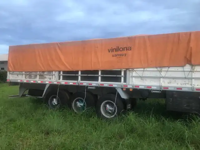 LEILÃO DE IMPLEMENTO AGRICOLA E CARRETA
