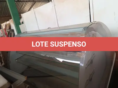 LOTE 580 - 01 BALCÃO EXPOSITOR REFRIGERADO. (NO ESTADO) ATENÇÃO! FAZER A VISITAÇÃO ANTES DE ARREMATAR, NÃO SABEMOS SE FUNCIONA. LEILÃO NÃO TEM GARANTIA E NEM DEVOLUÇÃO, SUJEITO A POSSÍVEIS AVARIAS VISÍVEIS/OCULTAS E/OU AUSÊNCIA DE COMPONENTES.