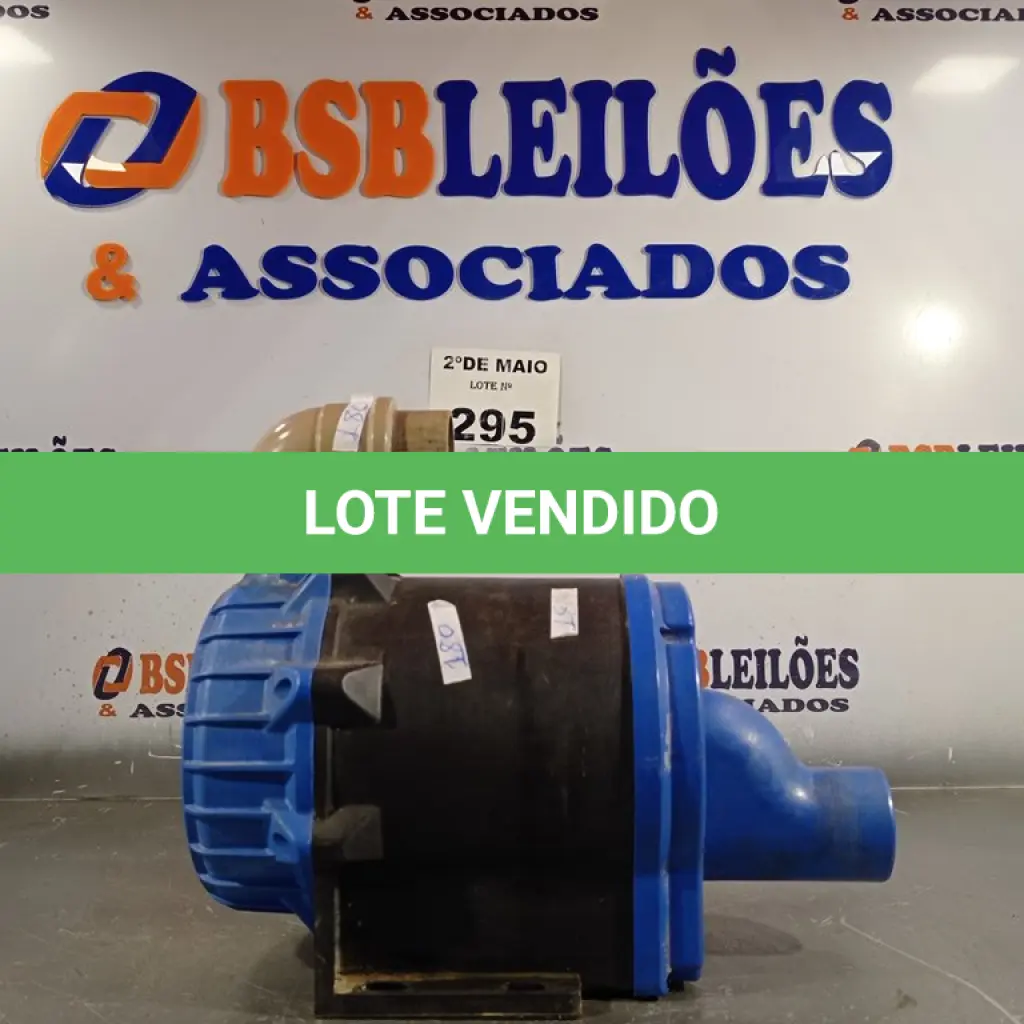 LOTE 295