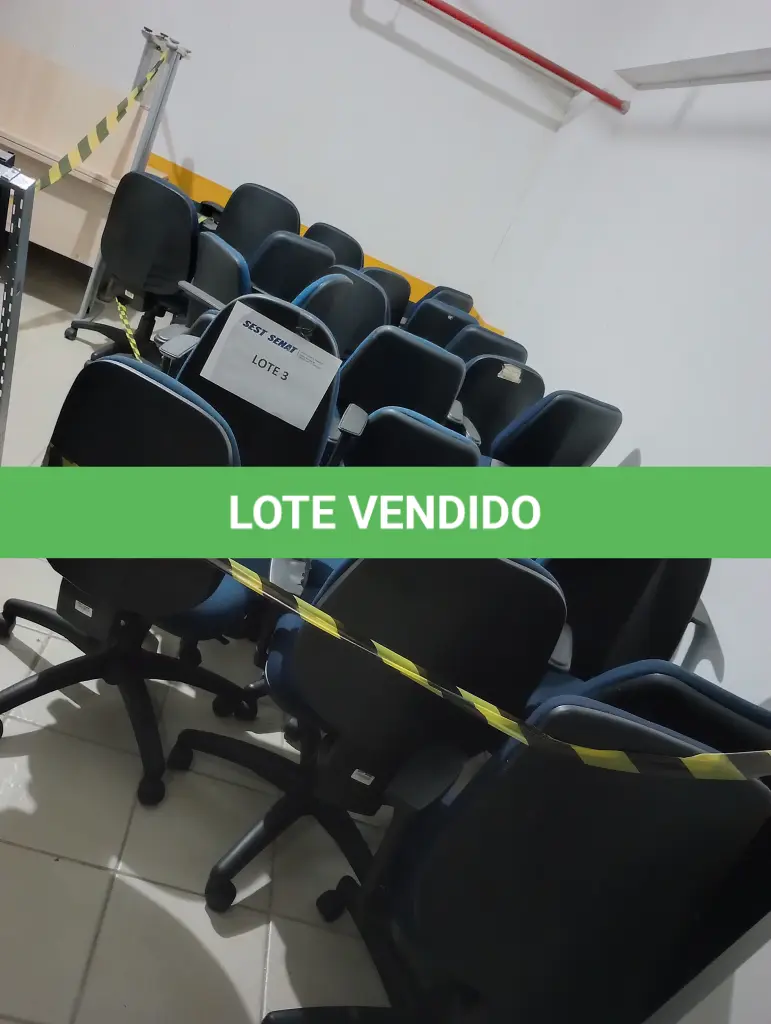 LOTE 713