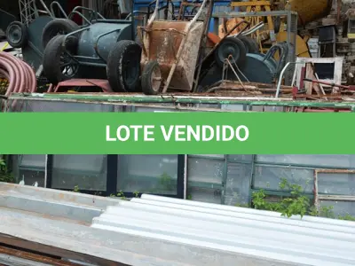 LOTE 013 - 01 LOTE CONTENDO JANELAS EM FERRO C/ VIDROS. (NO ESTADO)