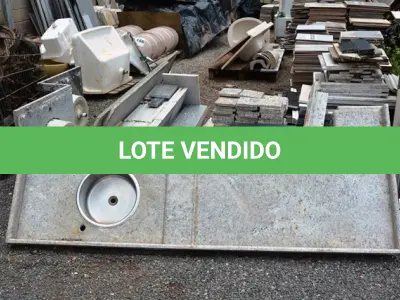 LOTE 029 - 02 PIAS EM GRANITOS E PEDRAS EM GRANITO DIVERSOS TAMANHOS. (NO ESTADO)