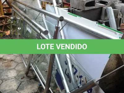 LOTE 007 - 01 LOTE CONTENDO CORRIMÃO EM INOX COM VIDROS. (NO ESTADO)