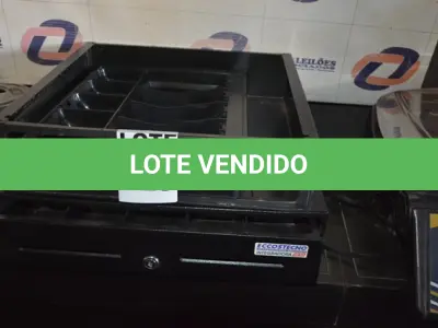 LOTE 023 - 02 CAIXAS REGISTRADORAS SENDO UMA INCOMPLETA.(NO ESTADO)