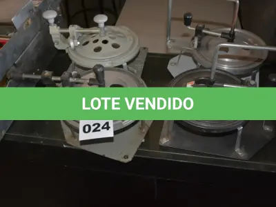 LOTE 024 - 04 LACRADORES DE MARMITA (NO ESTADO) 