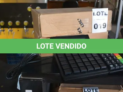 LOTE 019 - 02 TECLADOS DE CAIXA, MODELO: TEC55 USB DIS LCM23 MARCA OKI. (NO ESTADO)