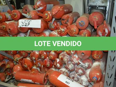 LOTE 027 - 01-LOTE CONTENDO APX 35 EXTINTORES P/INCENDIO B.C (NO ESTADO)